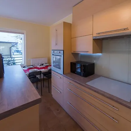 Komfortowy W Centrum Ustronia *