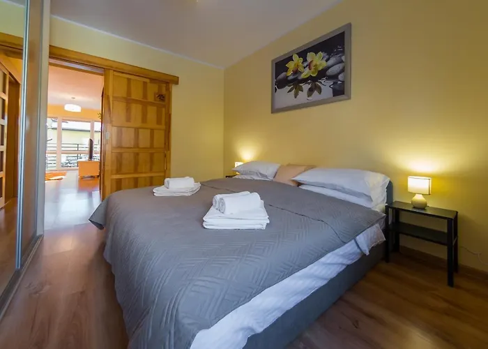 Komfortowy W Centrum Ustronia * Ustroń